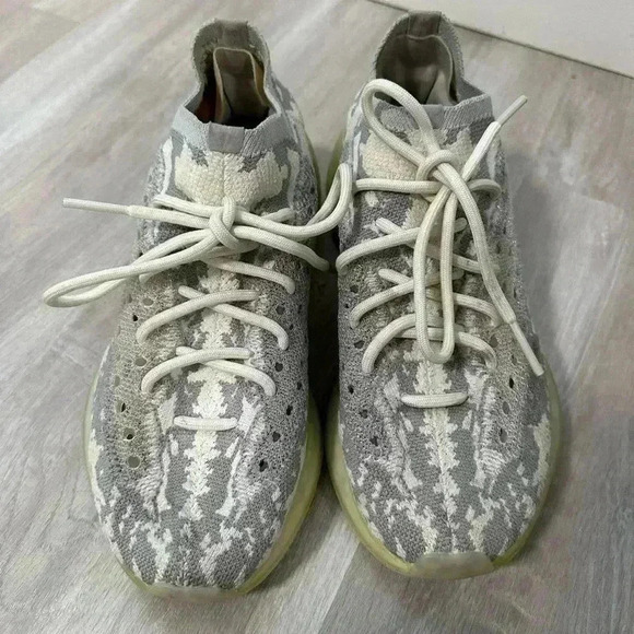 adidas YEEZY Boost 350 v3  Alien Size 7 - Picture 2 of 7